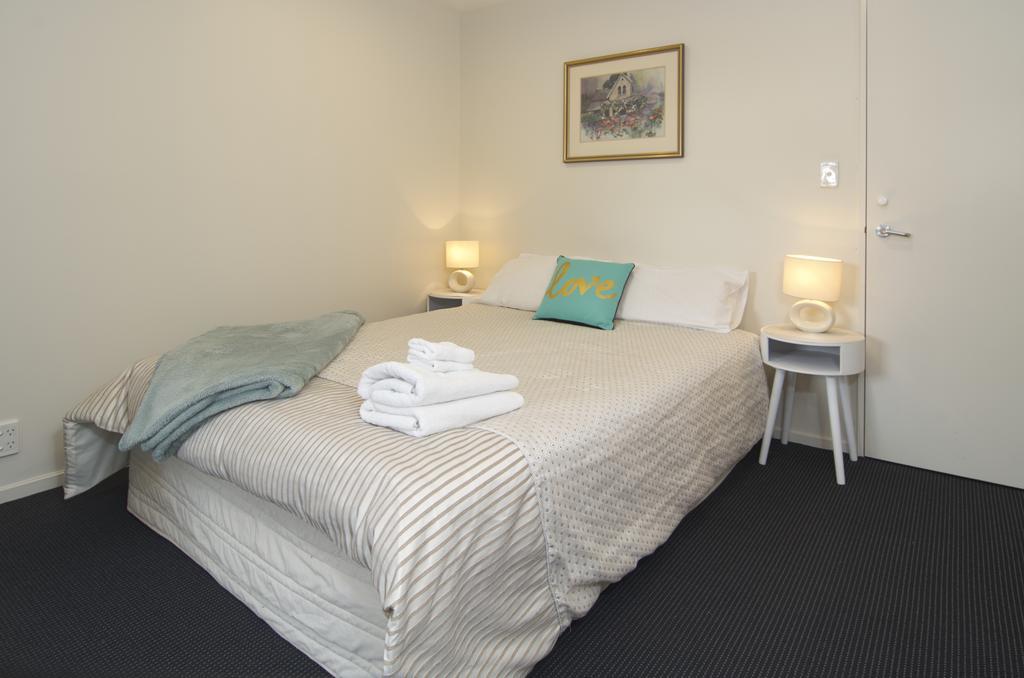 Riccarton Loft - Christchurch Holiday Homes Extérieur photo