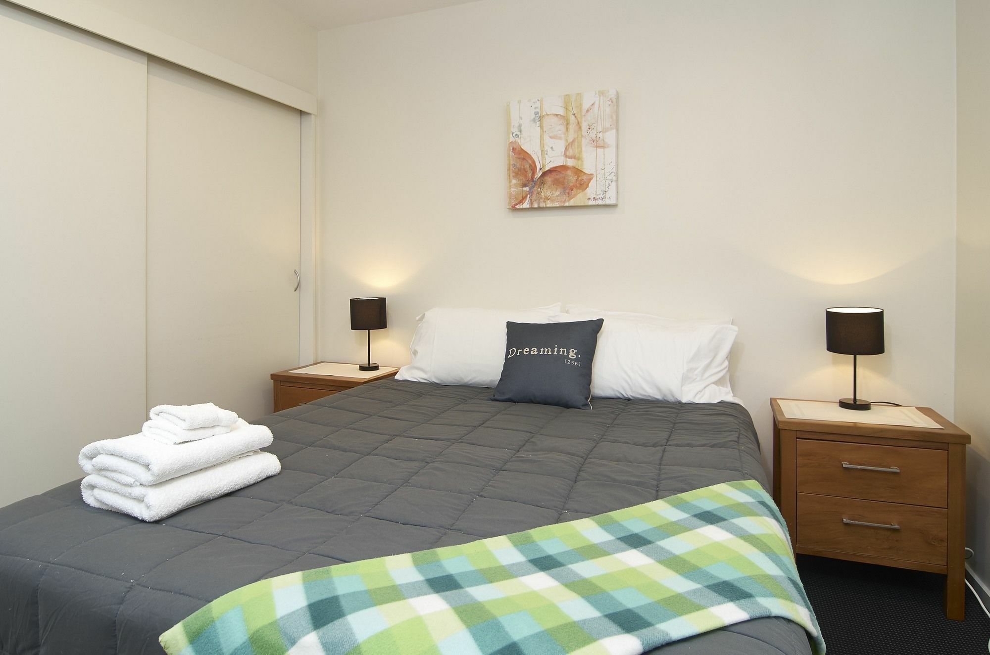 Riccarton Loft - Christchurch Holiday Homes Extérieur photo